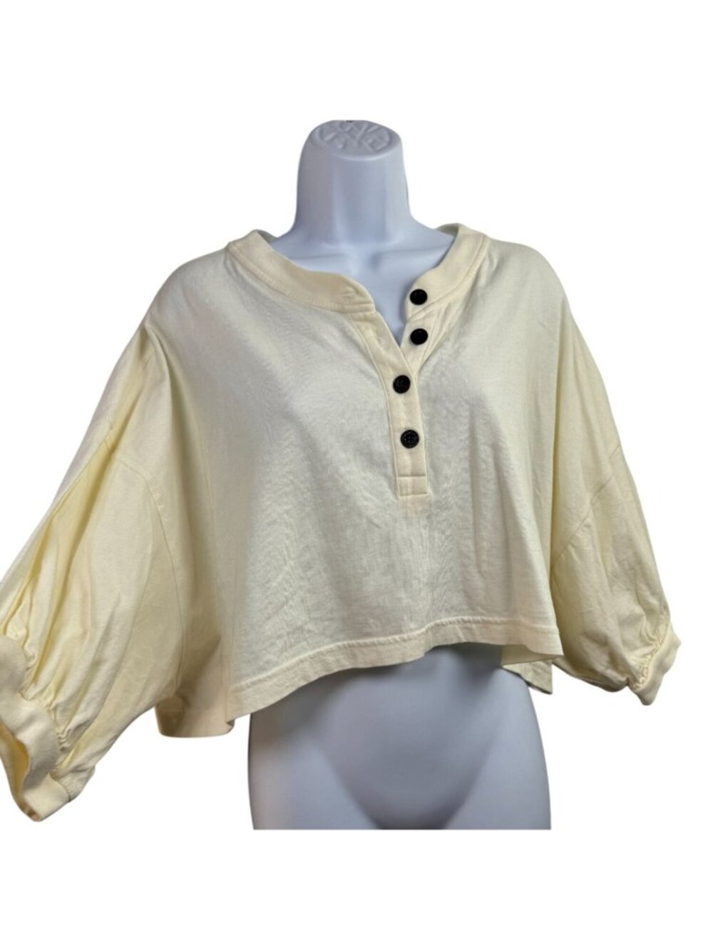 Free People Movement Cropped Cream Top Puff Sleeves Button Front size Small